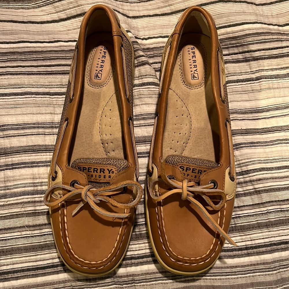 NWOT Sperry's boat shoes